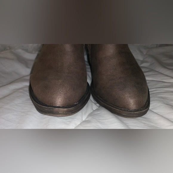 Volatile strappy back ankle boots women’s size 6 - Picture 15 of 16